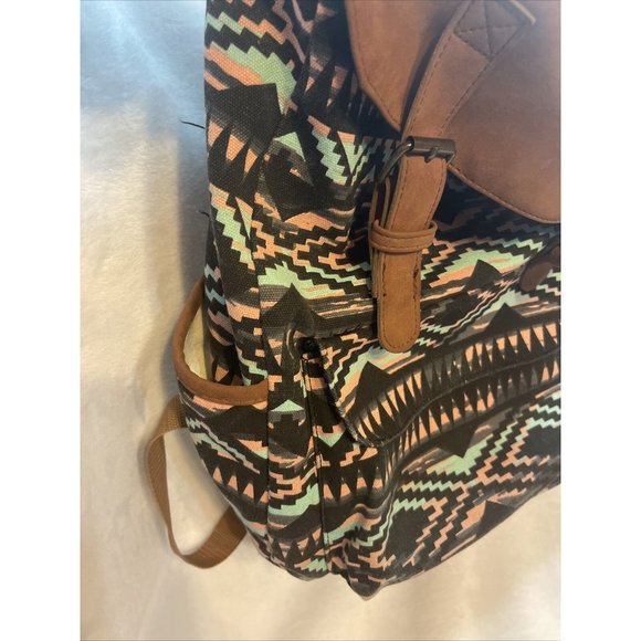Backpack Bag Aztec Print Zipper Snaps Hook & Loop Adjustable - Picture 4 of 12